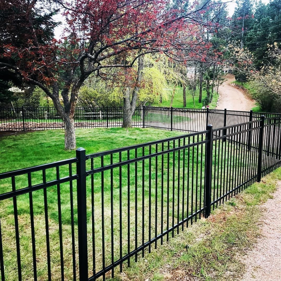 Residential Vinyl Fencing FootHills Fence Co Rapid City, SD